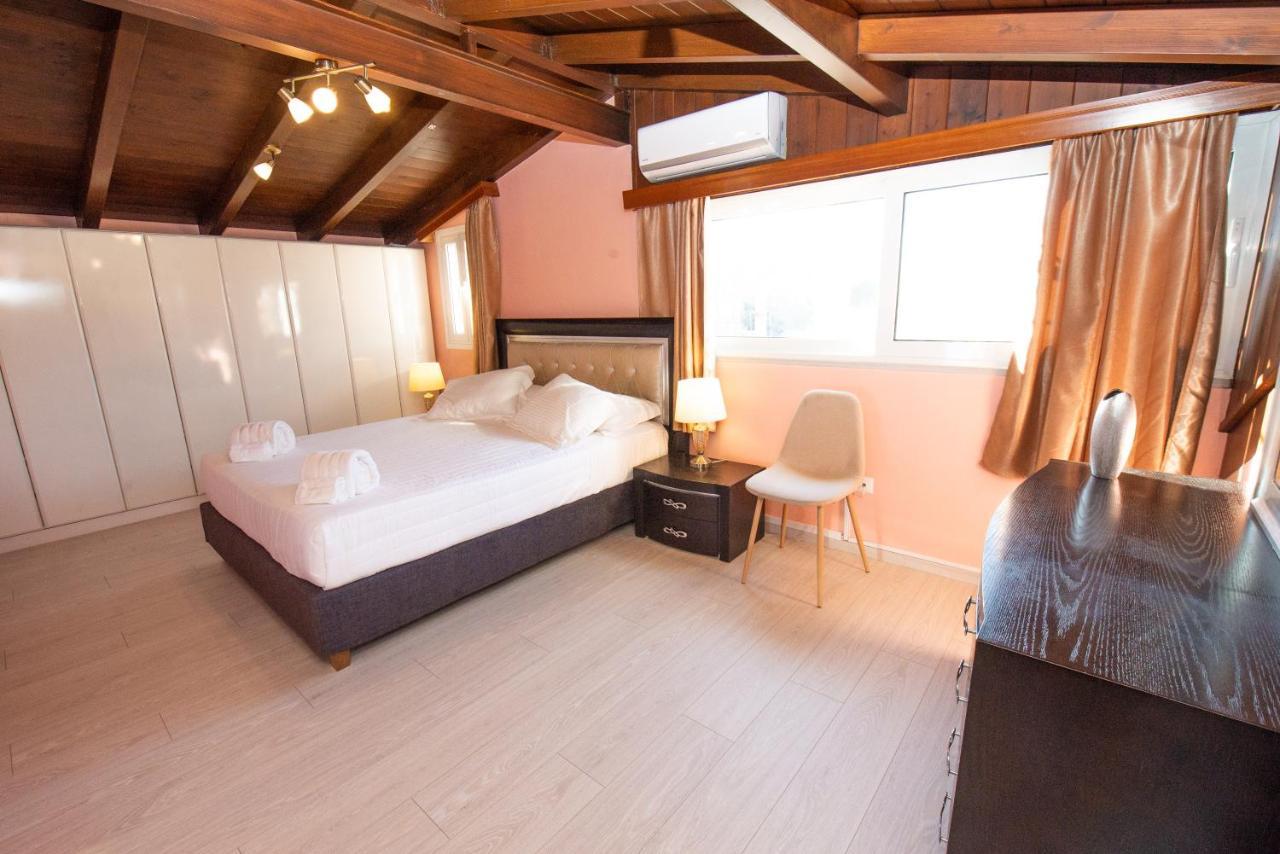 Venetian Apartments, 650M From Corfu Port Ngoại thất bức ảnh